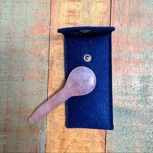 Gua sha rose quartz tool
